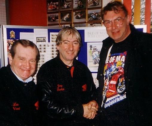 TTFan meets his idol Joey Dunlop and Davey Wood